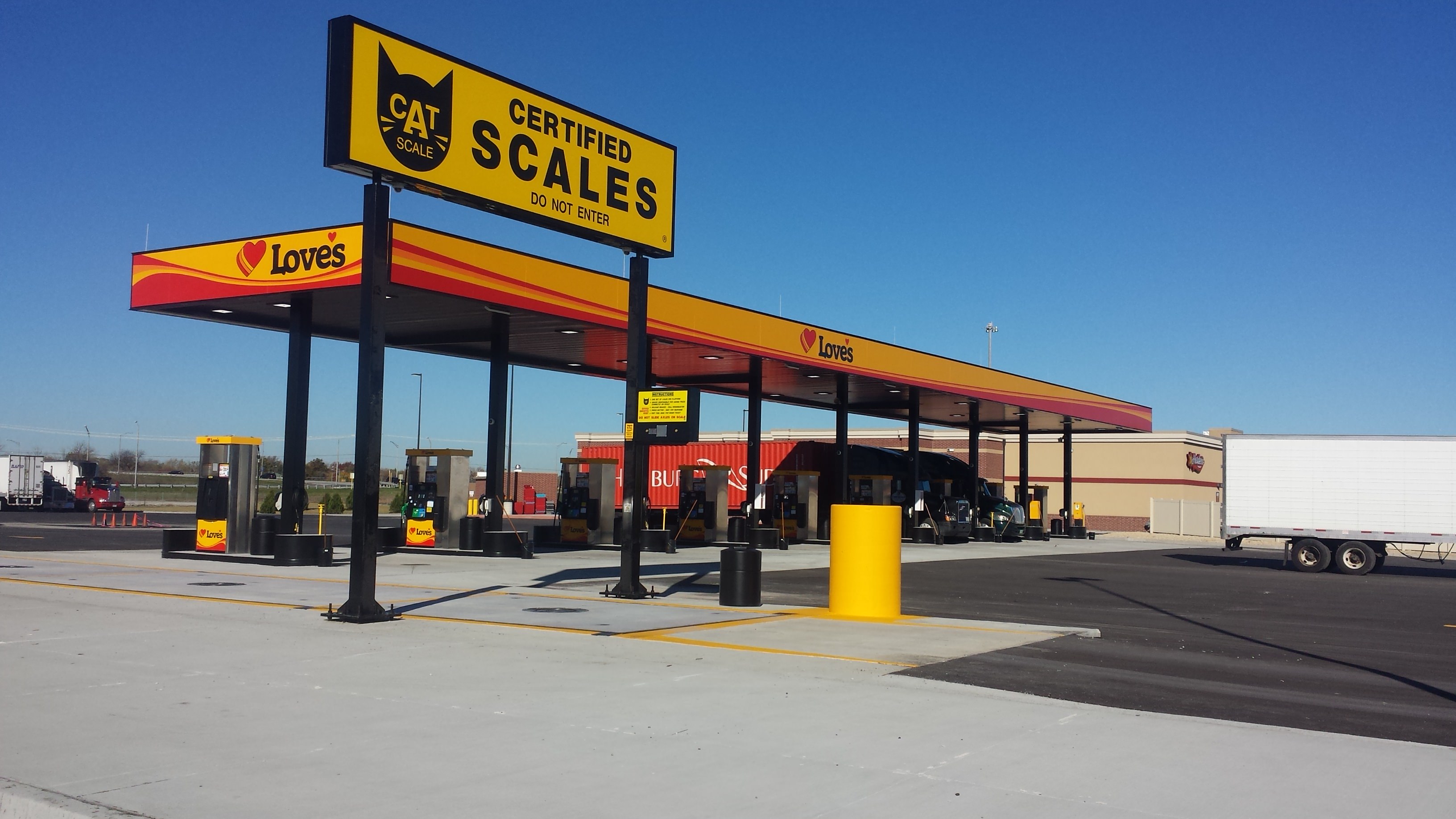 First CAT Scale opened in South Holland, IL